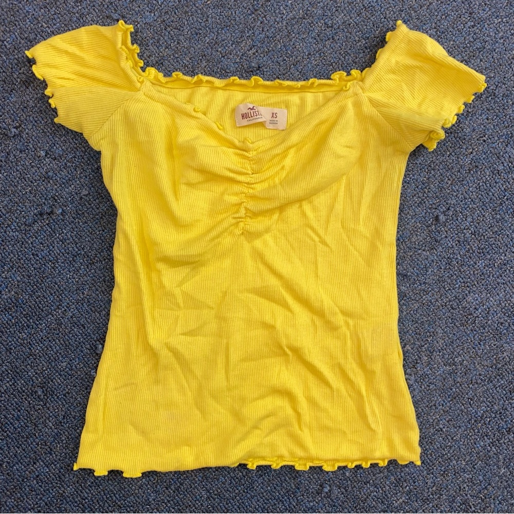 Hollister Off The Shoulder Top In Yellow Women’s Size Small